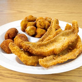 3 Piece Fried Catfish Snack Pack
