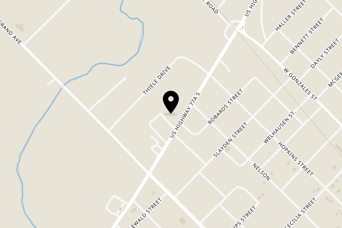 Map showing the location of Rusty Rooster Yoakum on 604 US Hwy 77a S in Yoakum